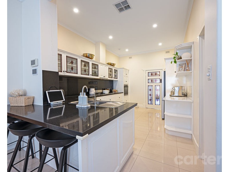2 Crossley St, Erindale SA 5066