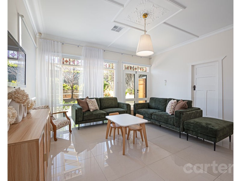 2 Crossley St, Erindale SA 5066
