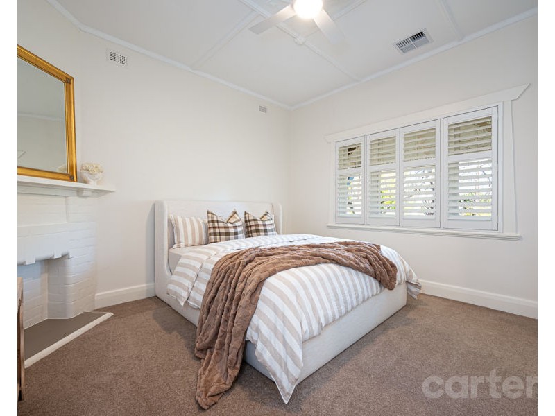 2 Crossley St, Erindale SA 5066