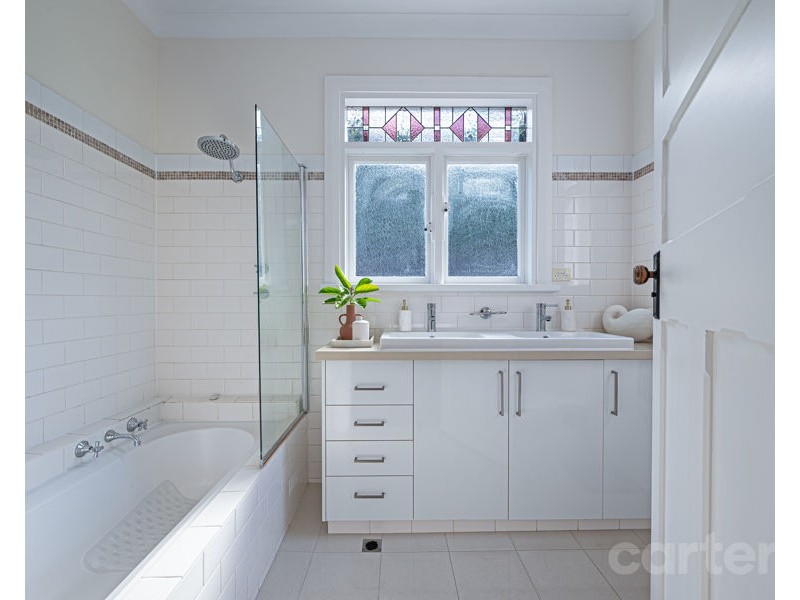 2 Crossley St, Erindale SA 5066