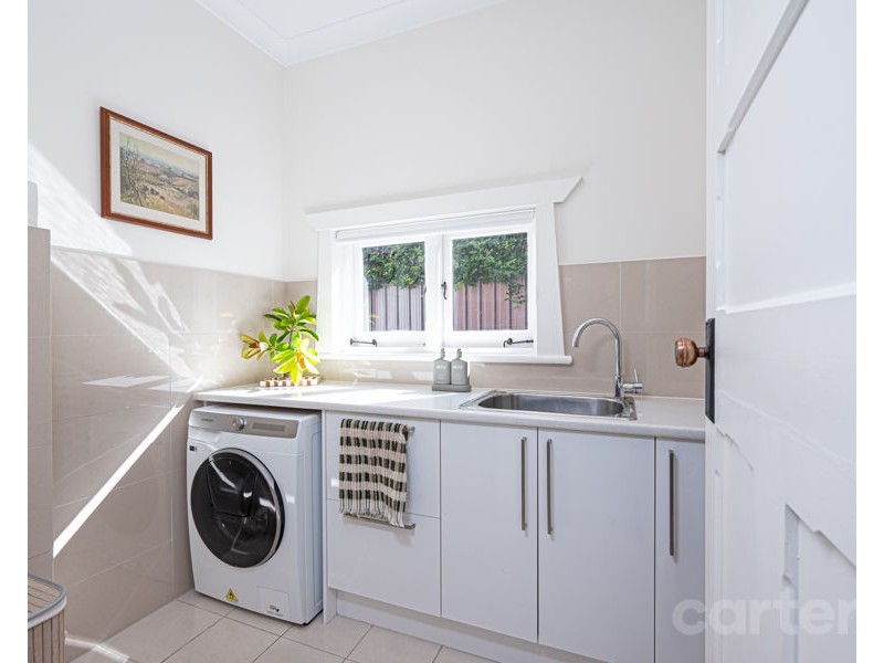 2 Crossley St, Erindale SA 5066