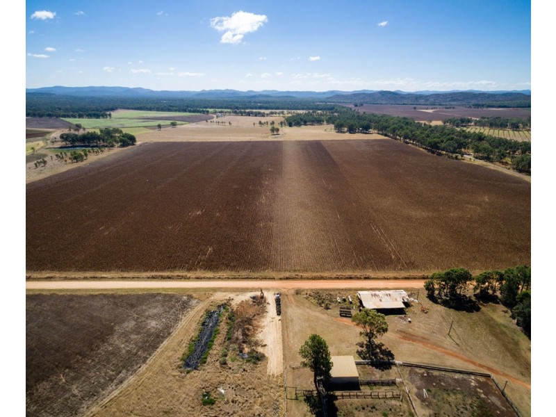 Williams & Perrot Roads, Kaban QLD 4888