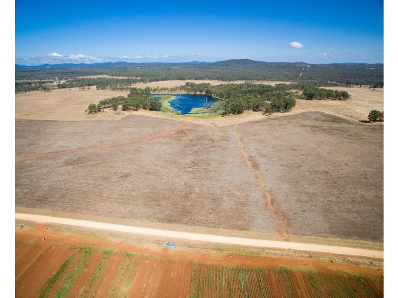 Williams & Perrot Roads, Kaban QLD 4888