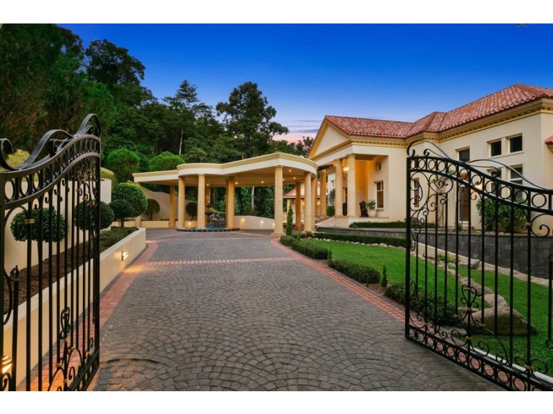 21 Knott Court, Whitfield QLD 4870