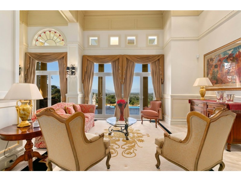 21 Knott Court, Whitfield QLD 4870