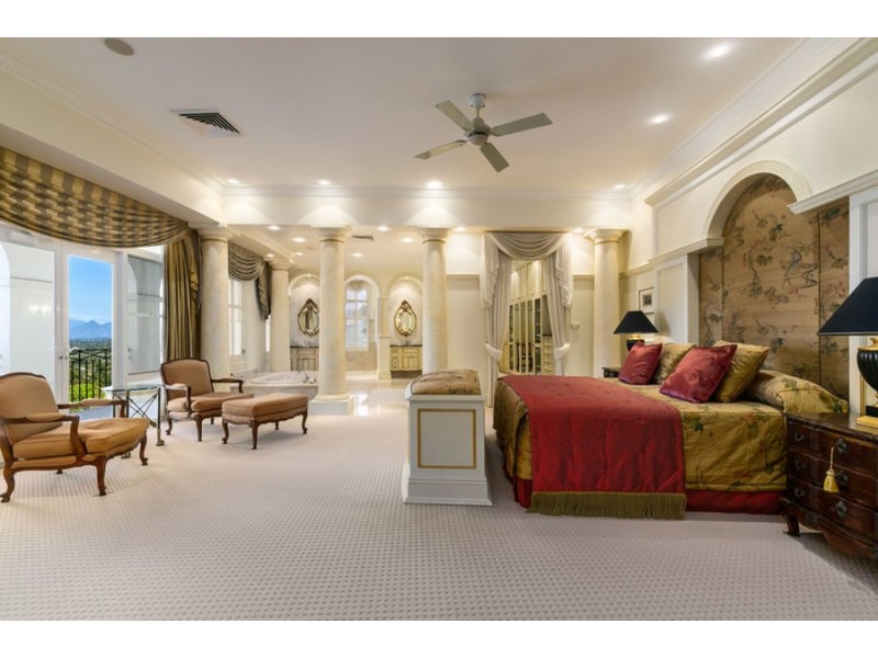 21 Knott Court, Whitfield QLD 4870