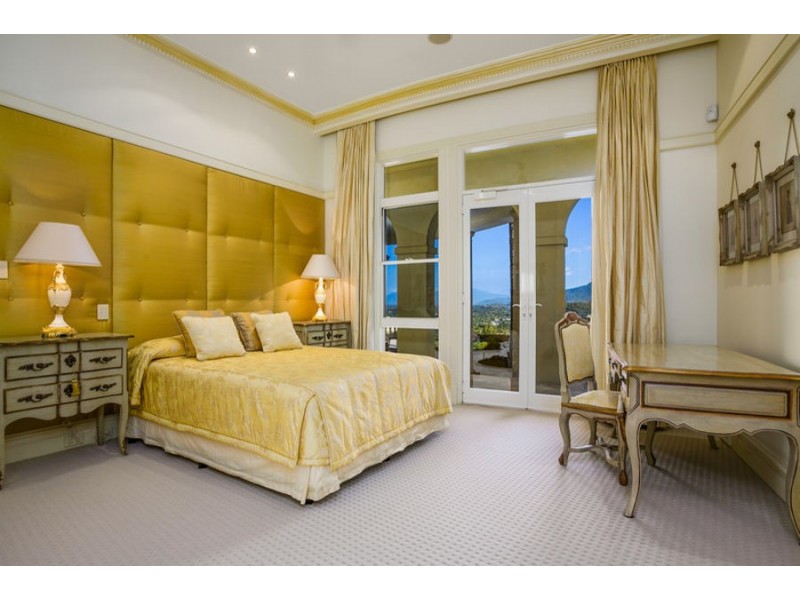 21 Knott Court, Whitfield QLD 4870