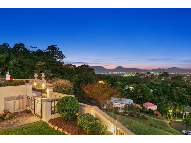 21 Knott Court, Whitfield QLD 4870