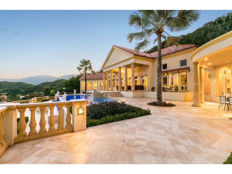 21 Knott Court, Whitfield QLD 4870