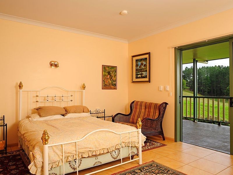 246 Russell Pocket Road, Barrine QLD 4872