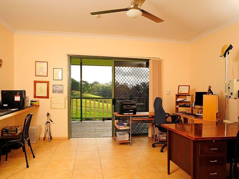 246 Russell Pocket Road, Barrine QLD 4872