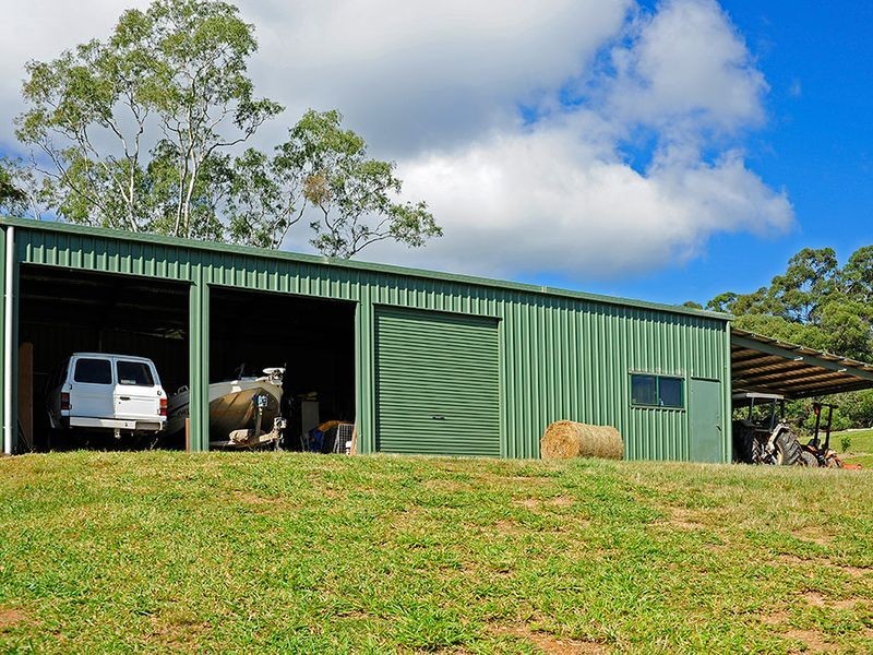 246 Russell Pocket Road, Barrine QLD 4872