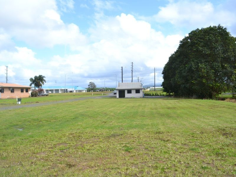 125-127 Palmerston Highway, Goondi Bend QLD 4860