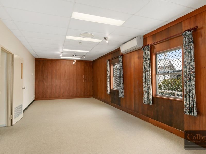 Ground Floor, 343 Fearnley Street, Manunda QLD 4870