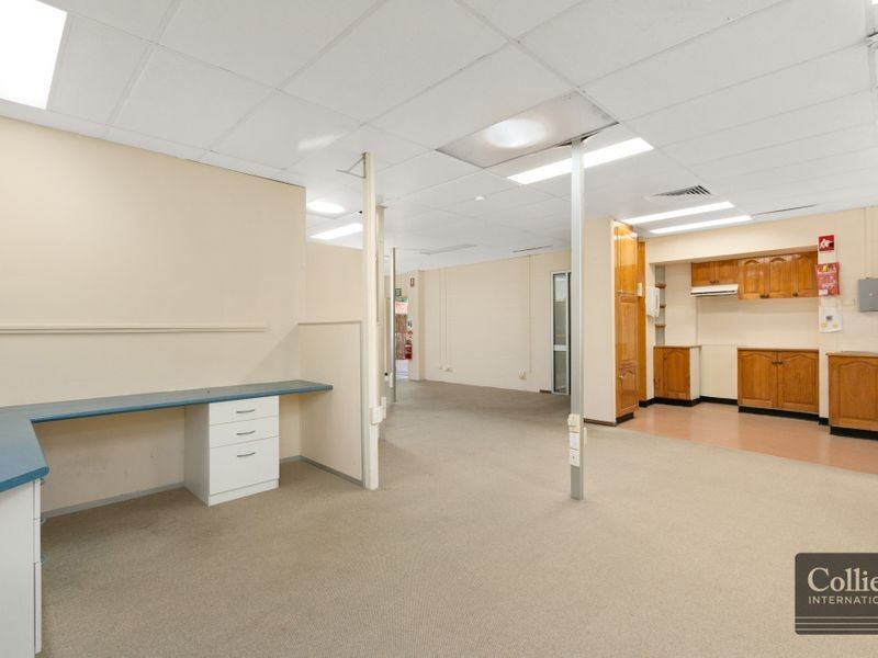 Ground Floor, 343 Fearnley Street, Manunda QLD 4870