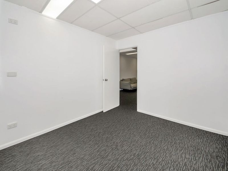 6 Aplin Street, Cairns City QLD 4870