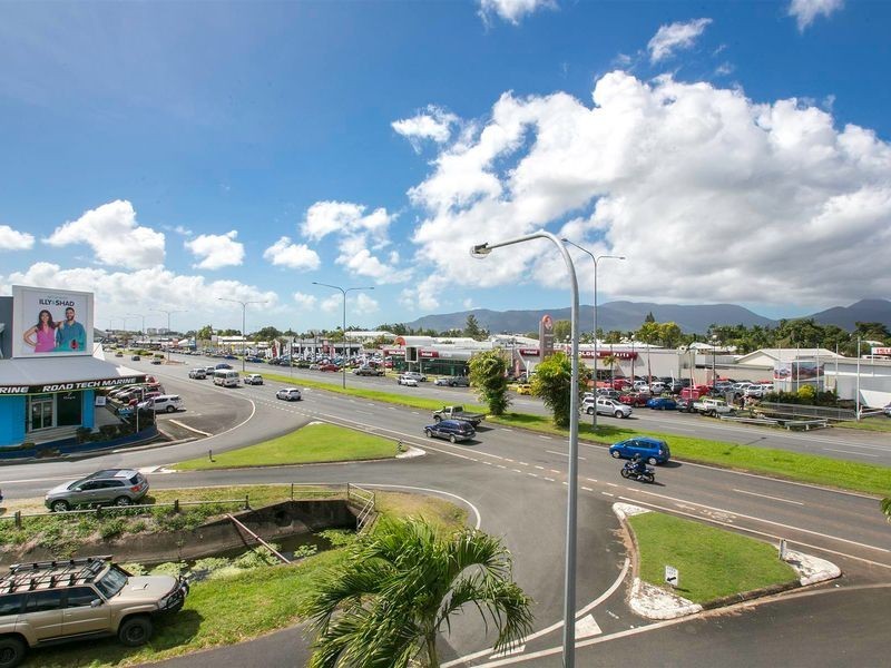 246 Mulgrave Road, Westcourt QLD 4870