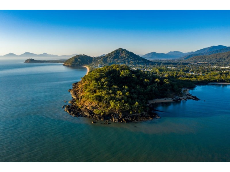 1 Taylor Point, Trinity Beach QLD 4879