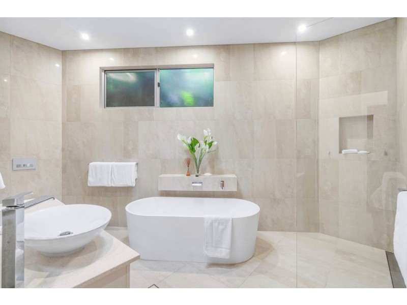 430 Mayers Street, Edge Hill QLD 4870