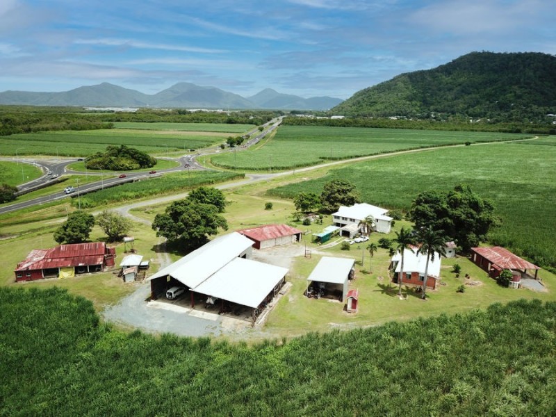 417 Captain Cook Highway, Barron QLD 4878