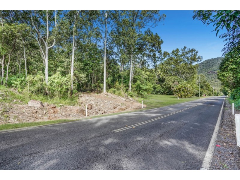 2298 Pine Creek-Yarrabah Road, East Trinity QLD 4871