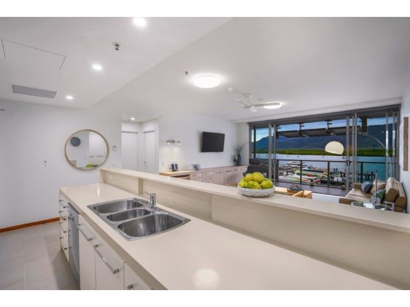 12/1 Marlin Parade, Cairns City QLD 4870