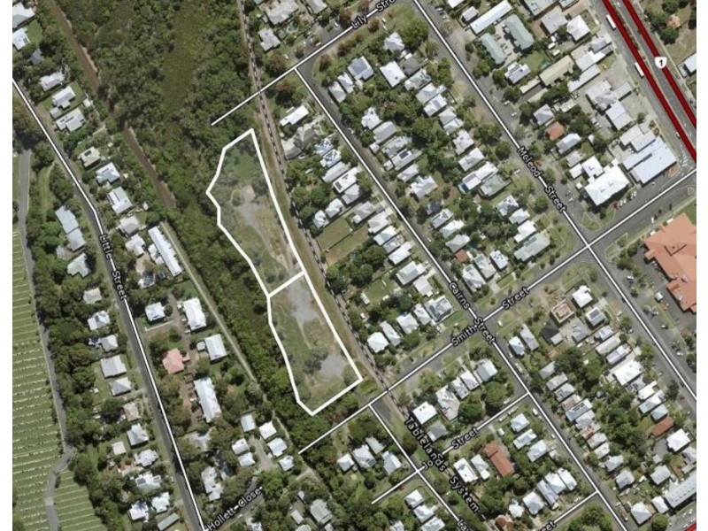 39 Law Street, Cairns North QLD 4870