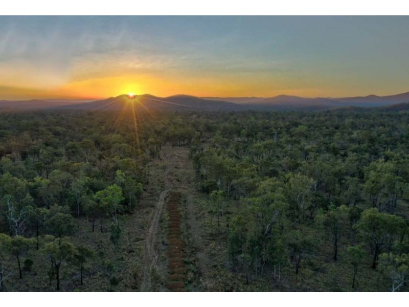 14319 Kennedy Highway, Millstream QLD 4888