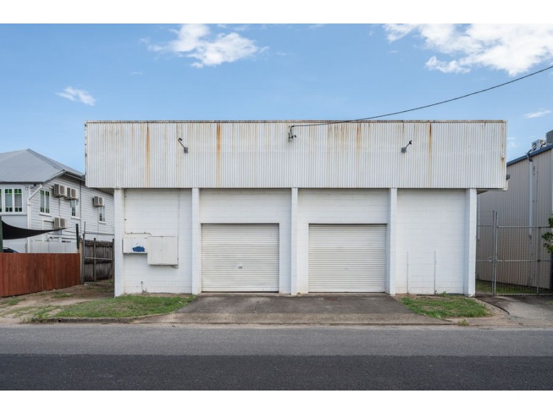 11-13 Maranoa Street, Parramatta Park QLD 4870