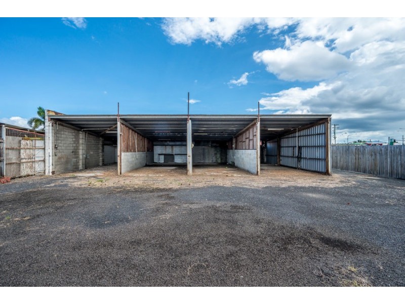 11-13 Maranoa Street, Parramatta Park QLD 4870