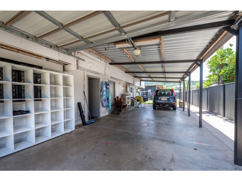 70 Russell Street, Edge Hill QLD 4870