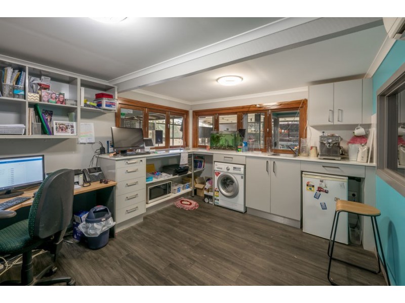 70 Russell Street, Edge Hill QLD 4870