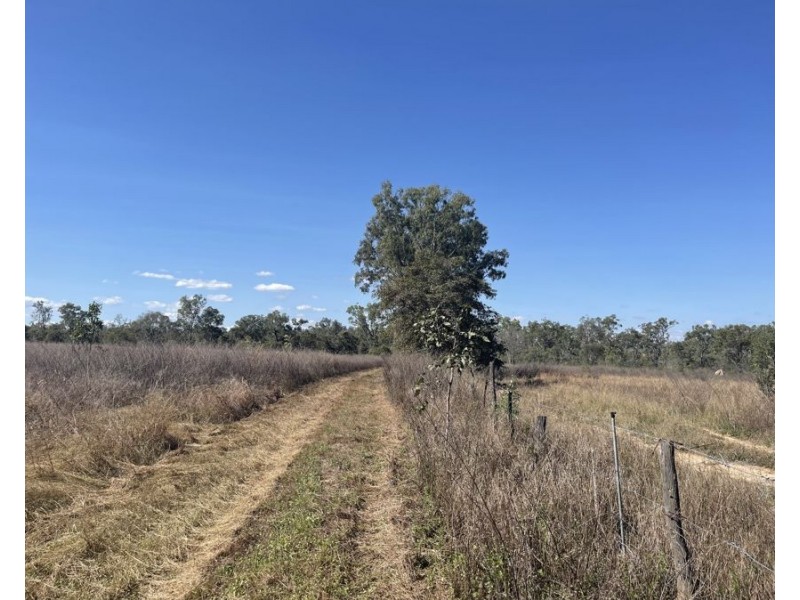 211 Bruce Weir Road, Dimbulah QLD 4872