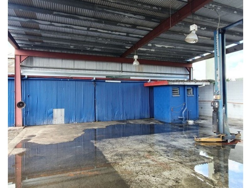 161-165 Brown Street, Bungalow QLD 4870