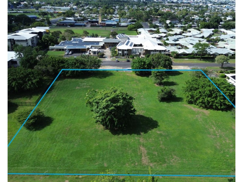 283-297 Lyons Street, Westcourt QLD 4870