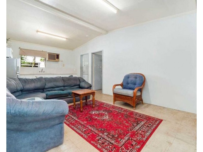 35 Digger Street, Cairns North QLD 4870