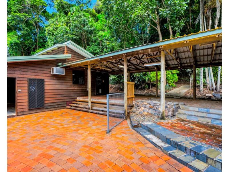 224-226 Panguna Street, Trinity Beach QLD 4879