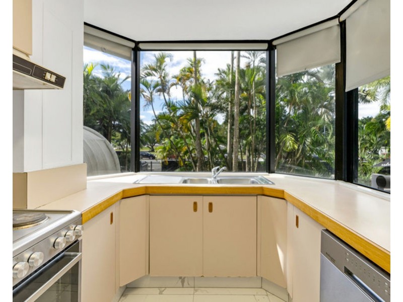 14/219-225 Abbott Street, Cairns North QLD 4870