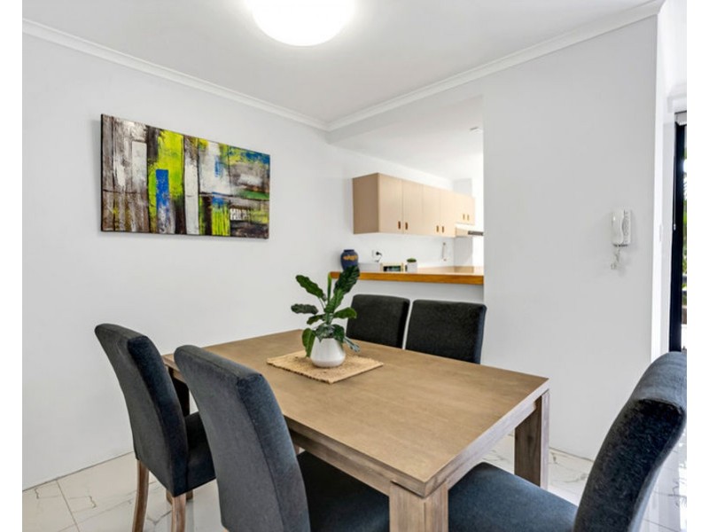 14/219-225 Abbott Street, Cairns North QLD 4870