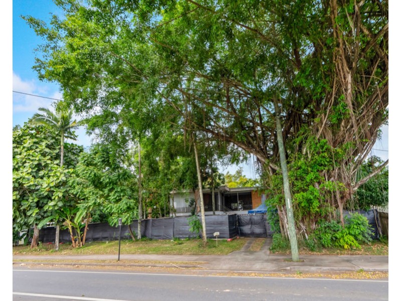 387-393 Kamerunga Road, Redlynch QLD 4870