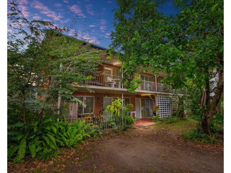 35 Digger Street, Cairns North QLD 4870
