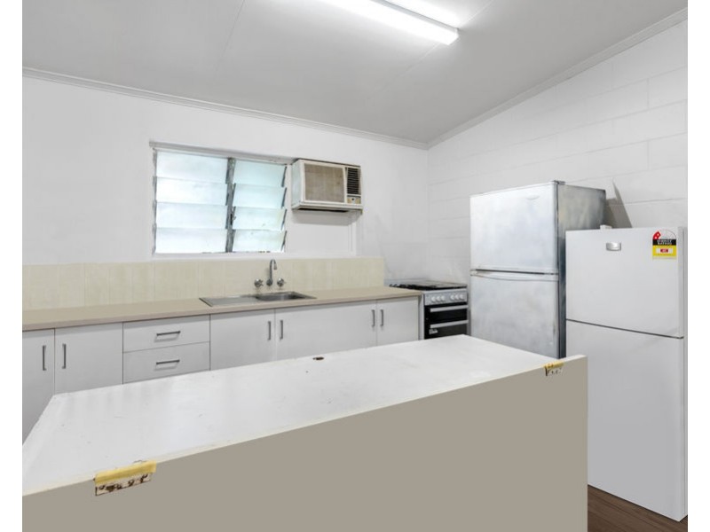 35 Digger Street, Cairns North QLD 4870