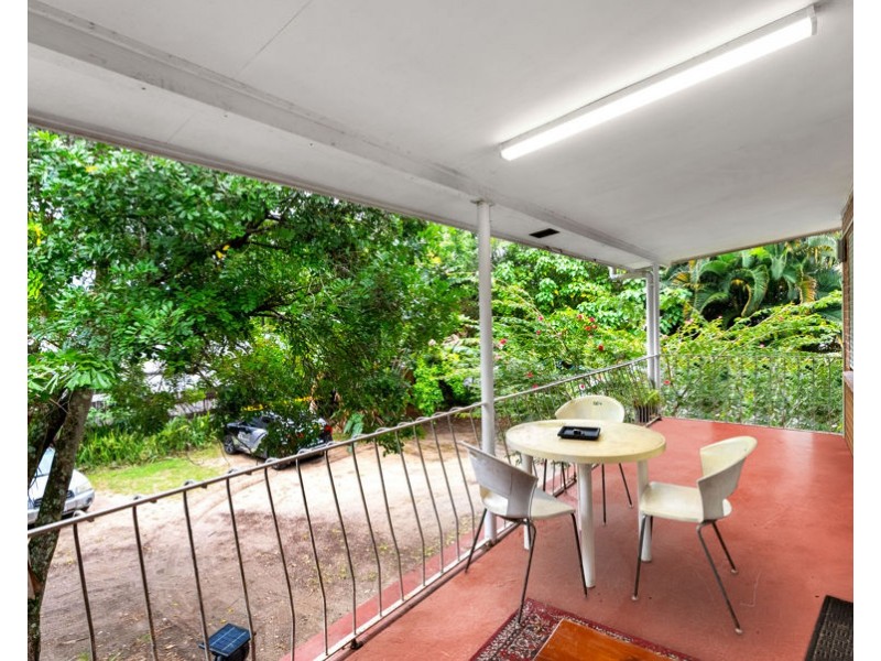 35 Digger Street, Cairns North QLD 4870