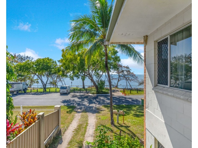 65 Casuarina Street, Holloways Beach QLD 4878