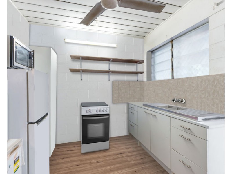 65 Casuarina Street, Holloways Beach QLD 4878