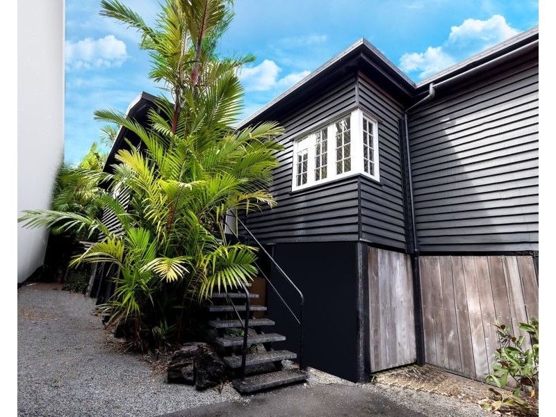 404 Sheridan Street, Cairns North QLD 4870
