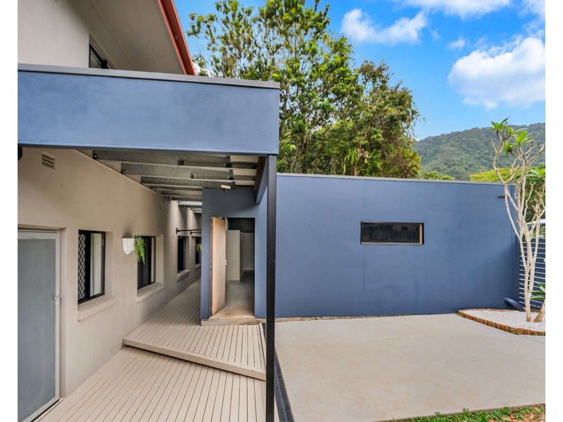 10 Marti Street, Bayview Heights QLD 4868