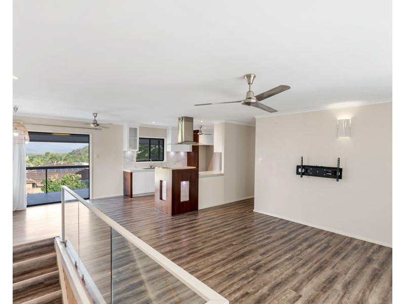10 Marti Street, Bayview Heights QLD 4868