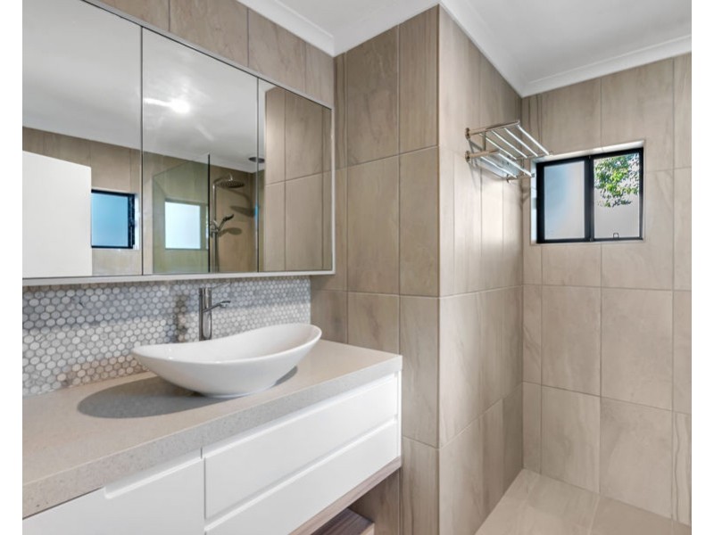 10 Marti Street, Bayview Heights QLD 4868