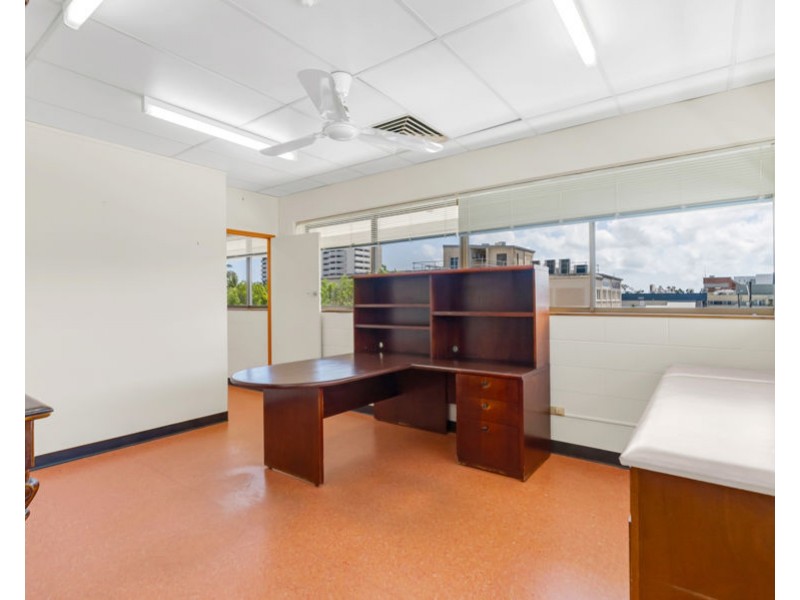 9/3-5 Upward Street, Cairns City QLD 4870